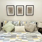 Quiet And Cozy 2Bed 1 Bath Bandra Ocean Side